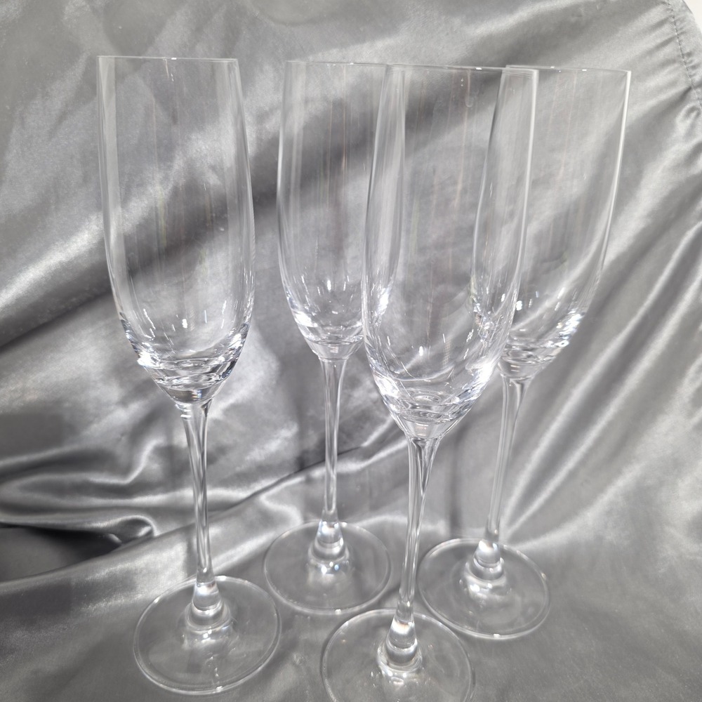 Set of 4 Elegant Crystal Champagne Flutes Clear Glass Stemware 9.5 Inch